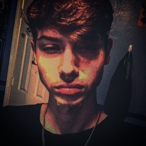 Meet your Posher, Dillon